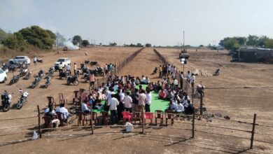 Photo of माकणी करजगाव येथे मनोज जरांगे-पाटील यांच्या सभेची तयारी; शंभर जेसीबींने फुलांची उधळण करून स्वागत करणार