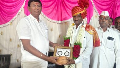 Photo of पंडितराव मोहिते यांची कृषी बँक सहकारी पतसंस्थेच्या चेअरमनपदी बिनविरोध